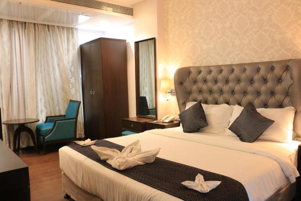 Jalsa Hotel & Banquets,Indore Exterior foto