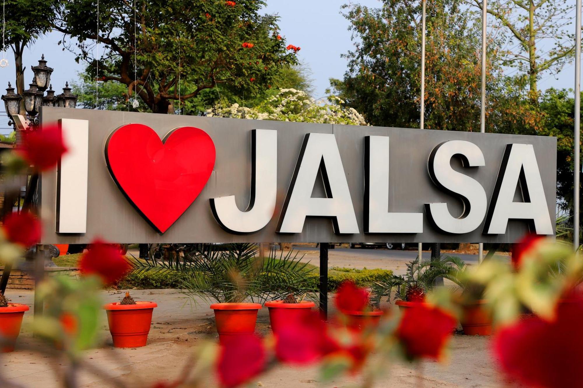 Jalsa Hotel & Banquets,Indore Exterior foto